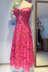 VESTIDO CORSÉ GUIPUR FUCSIA 2